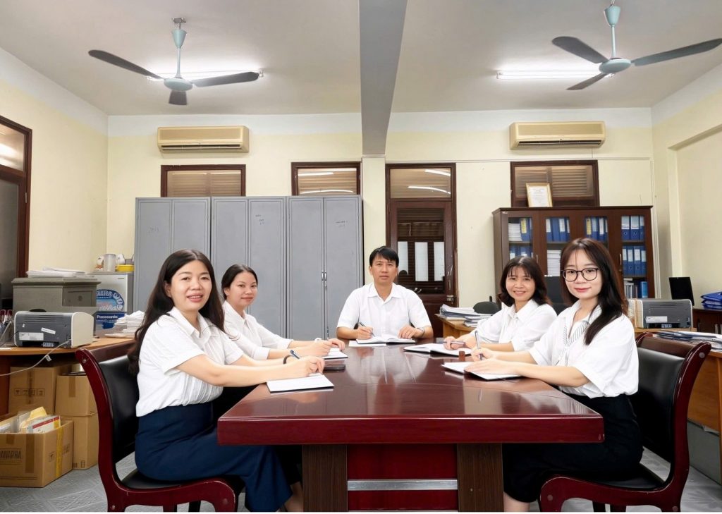 Đội ngũ cán bộ, chuyên viên Phòng Kế toán Tài chính